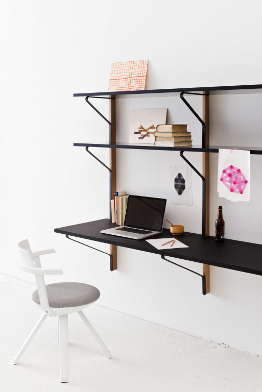 Artek Kaari Reb 010 wandkast met werkblad