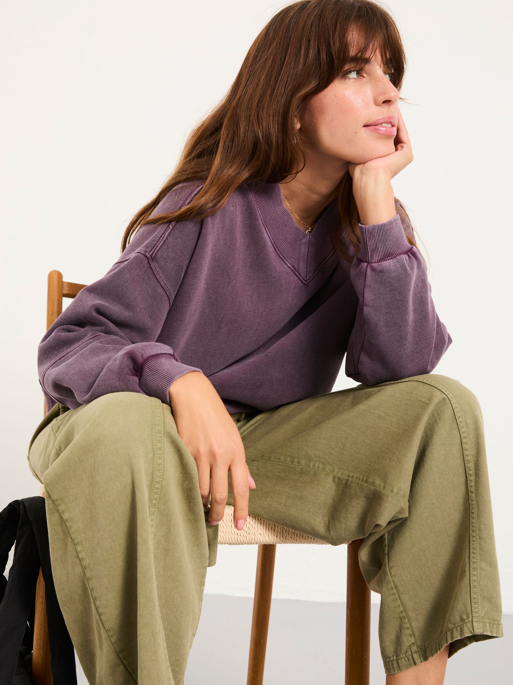 Paarsblauw - FatFace Plain V Neck Sweat Top