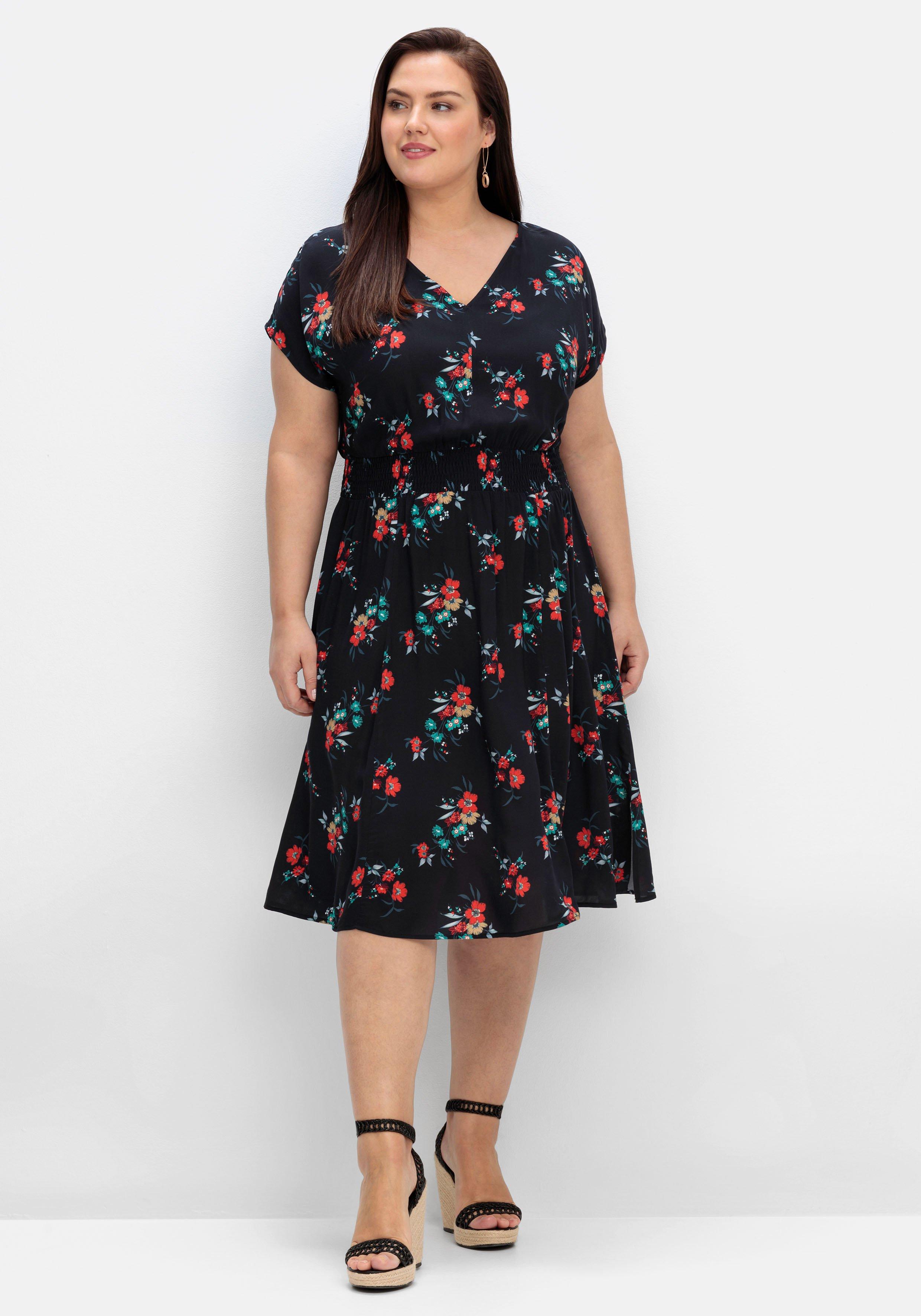 Kleid mit floralem Print und weitem Rockteil