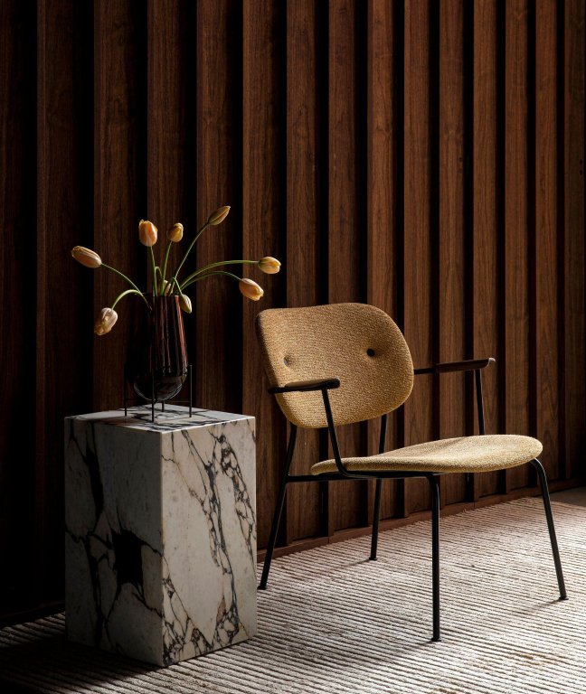 Audo Copenhagen Plinth Tall bijzettafel 30x30 Kendzo marmer grijs