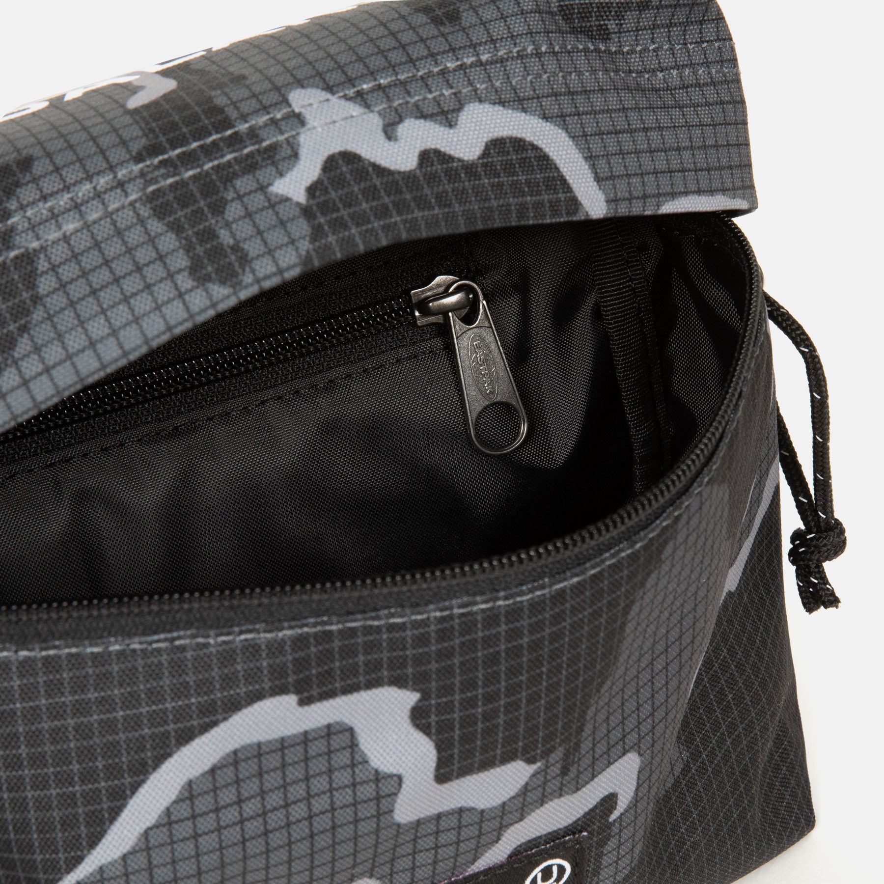 Crossbody Undercover Black Camo