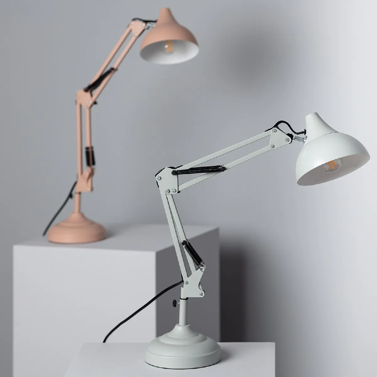 Ledkia Lampe de Bureau Ceres - Vert