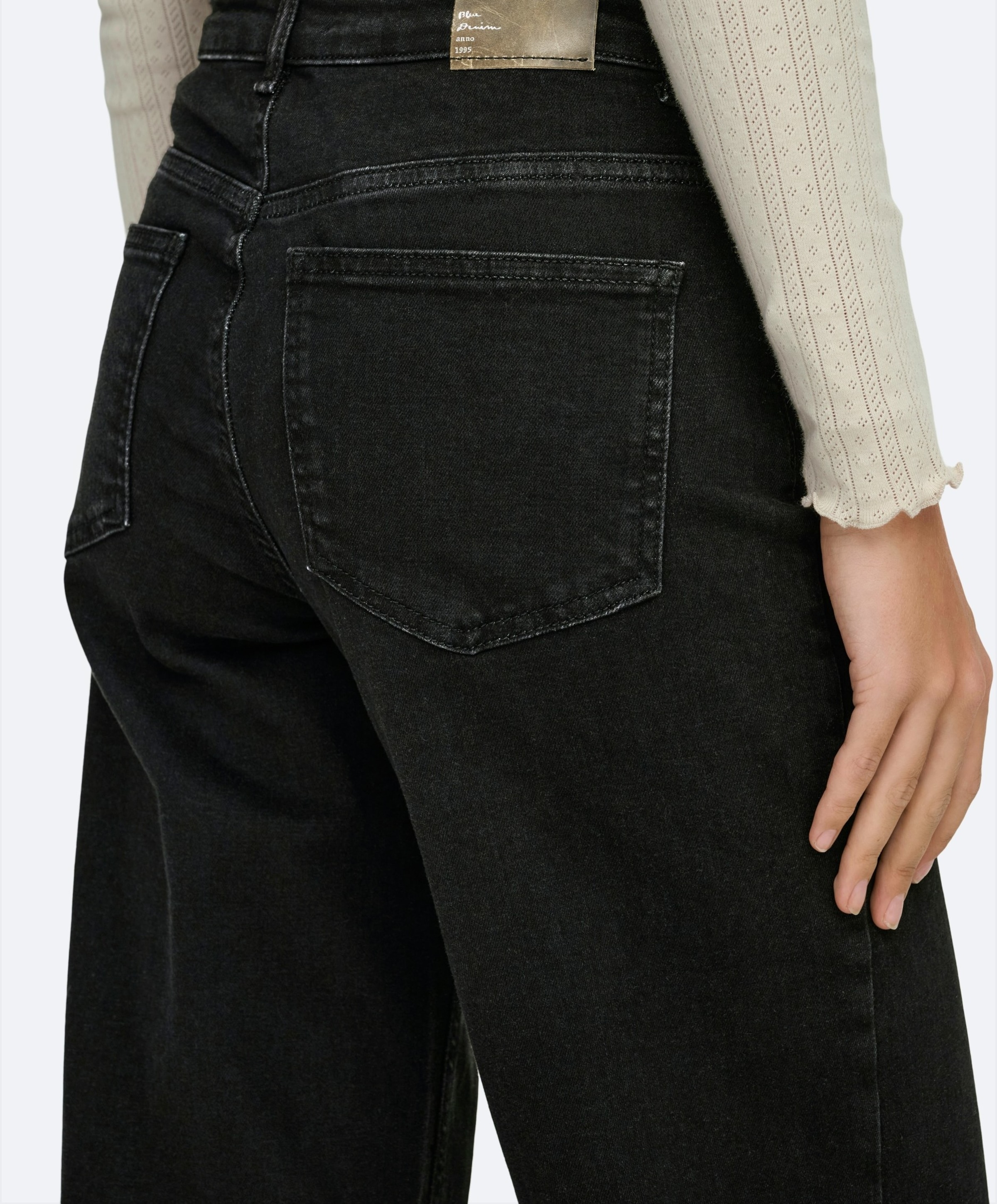 Only ONLMADISON BLUSH HW WIDE DNM CRO099 dames jeans zwart