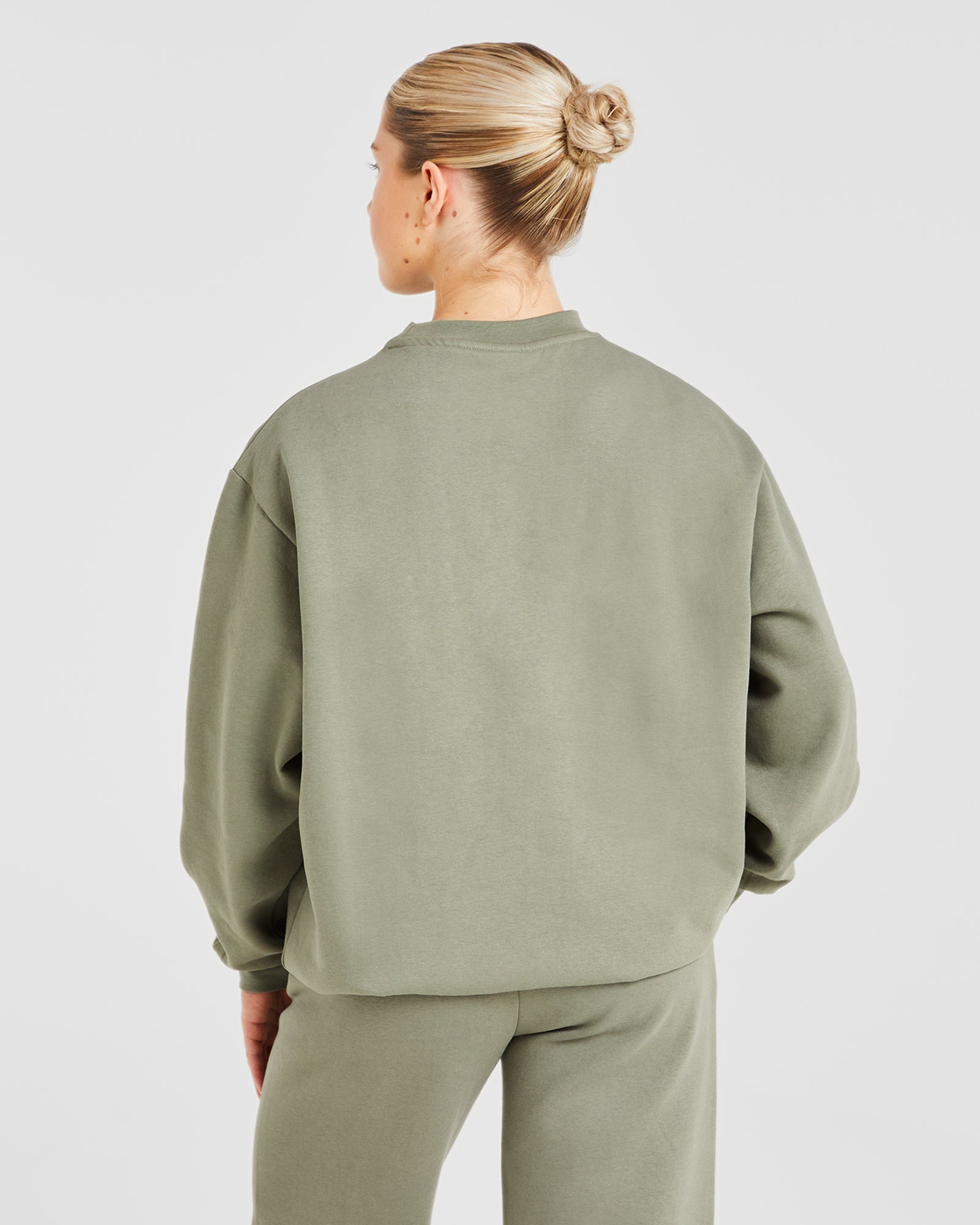 Varsity Graphic Oversized Sweatshirt