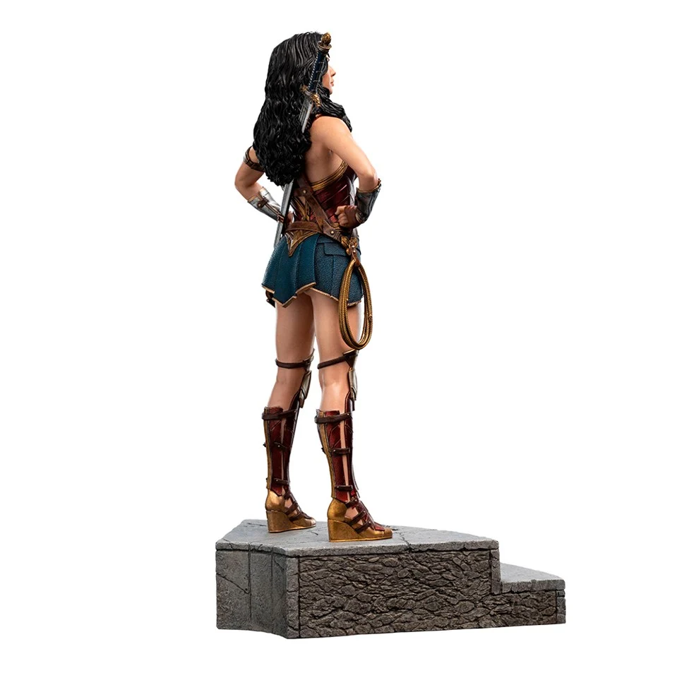 Justice League (Zack Snyder) - Trinity Series - Wonder Woman Statue 1:6 Scale
