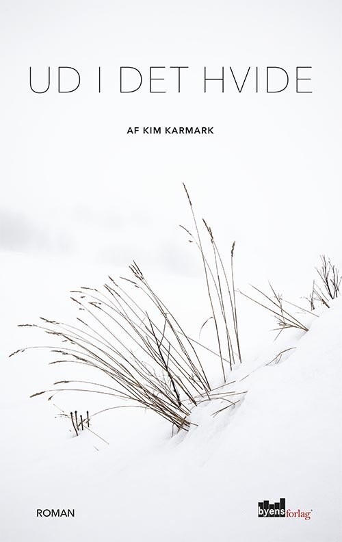 Ud I Det Hvide - Kim Karmark - Bog