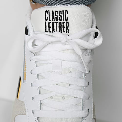 Baskets Classic Leather 100032760 Footwear White Core Black