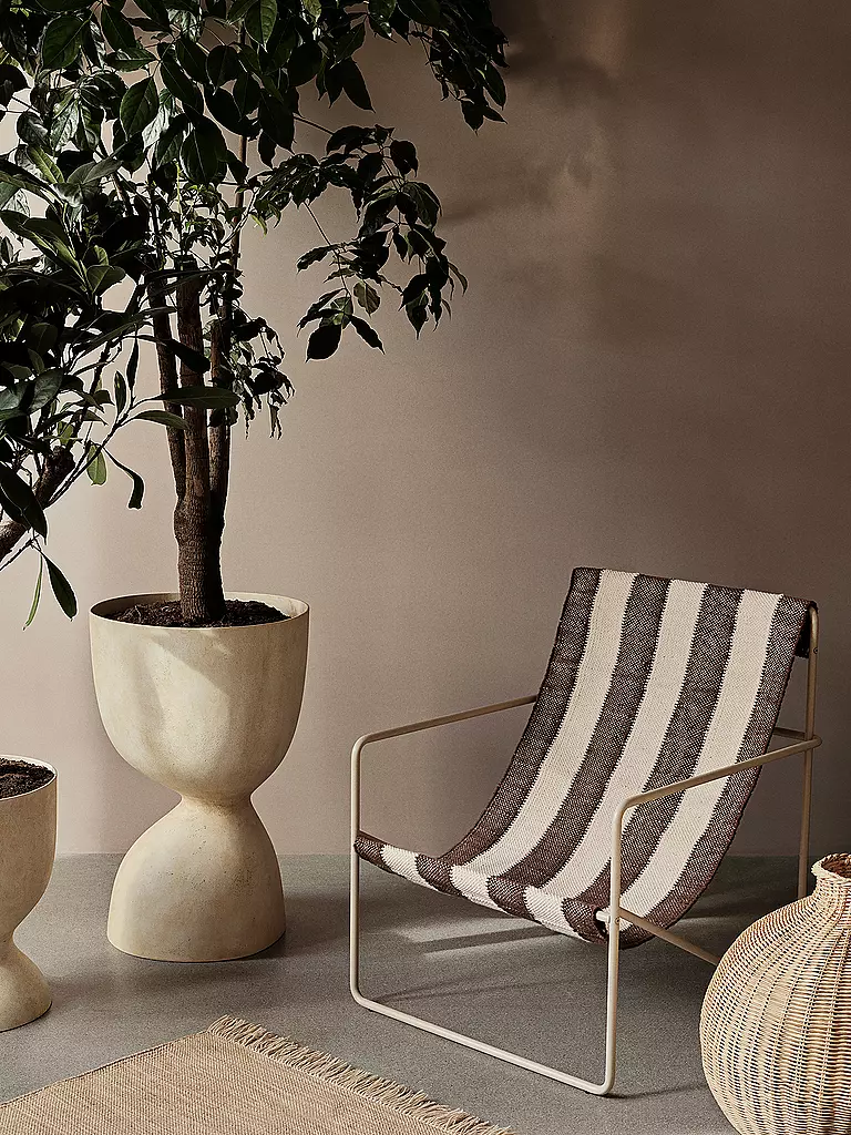 FERM LIVING Desert Lounge Chair Cashmere Off white Chocolate  bunt