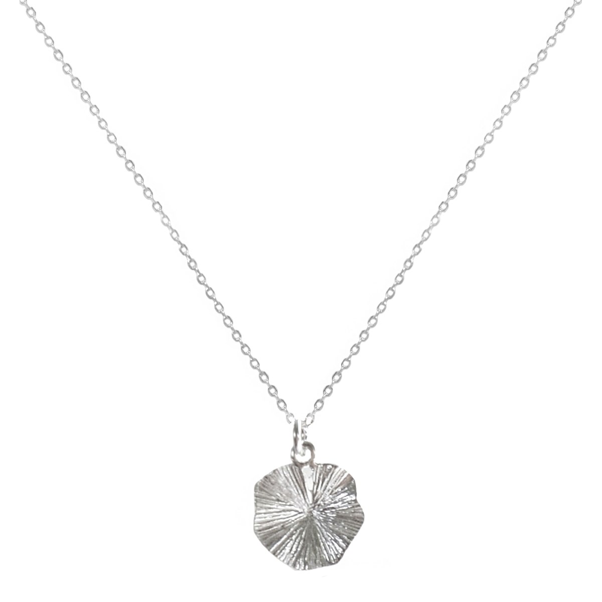 Collier orné de pendentif feuille de lotus martelée argent 925
