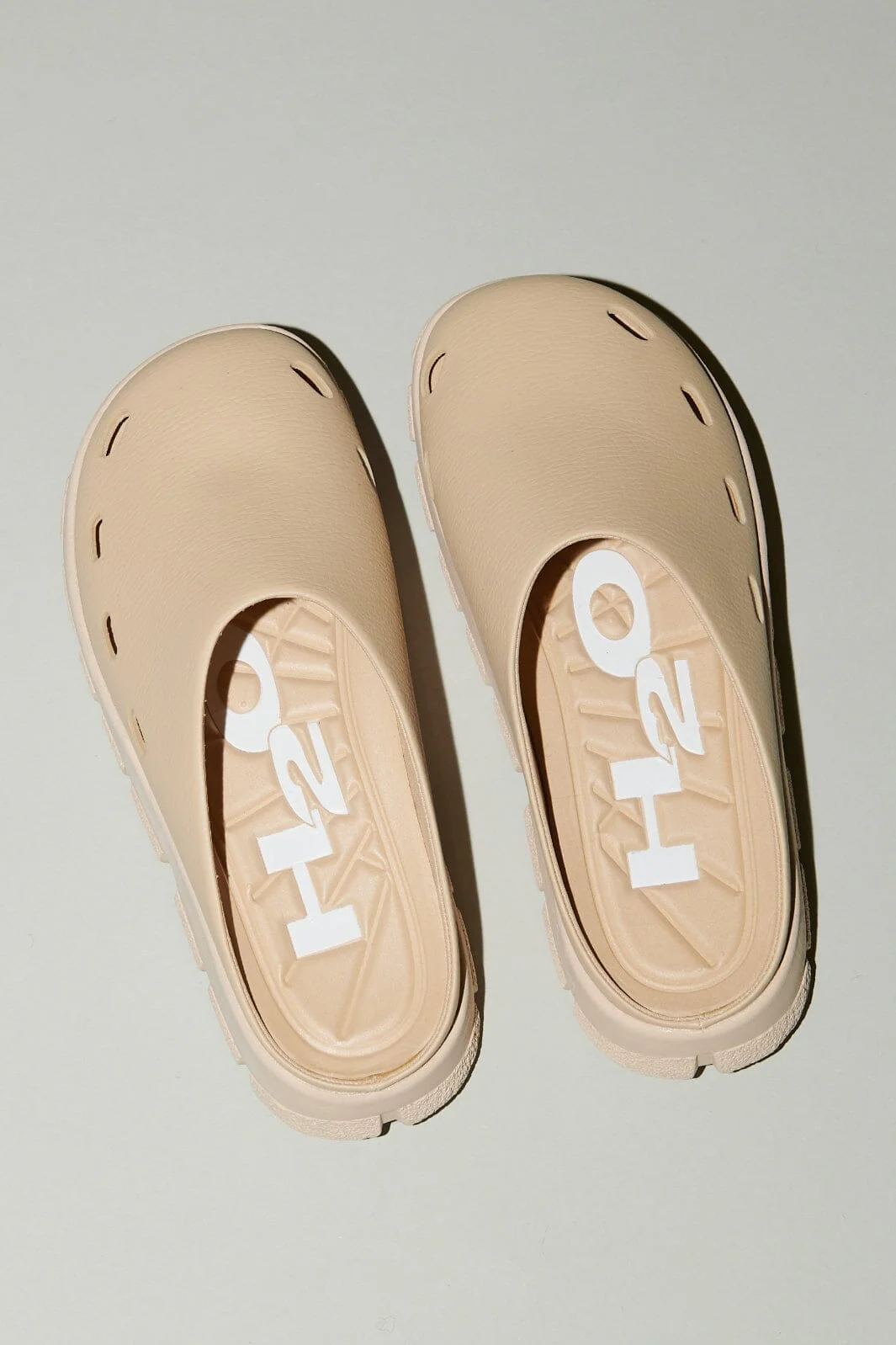 H2O Trek Closed Sandal 3575 beige