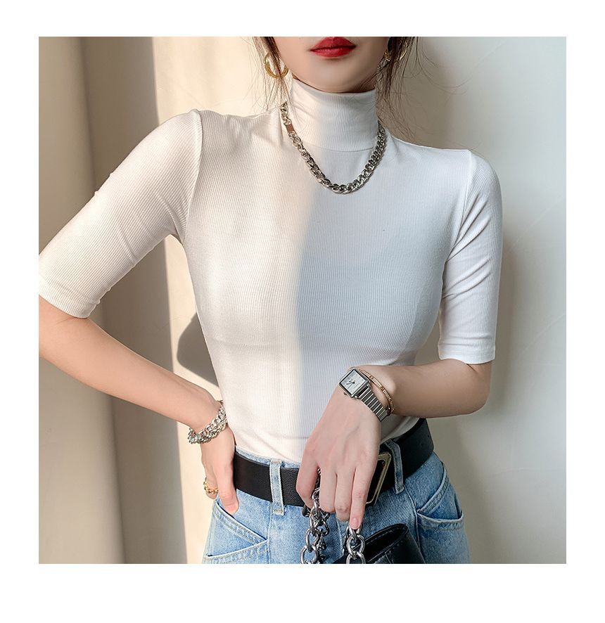 Sensarra - Effen T-shirt met hoge hals en elleboogmouwen