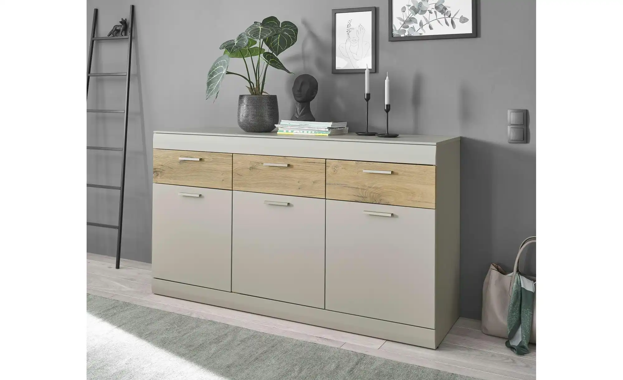 Sideboard