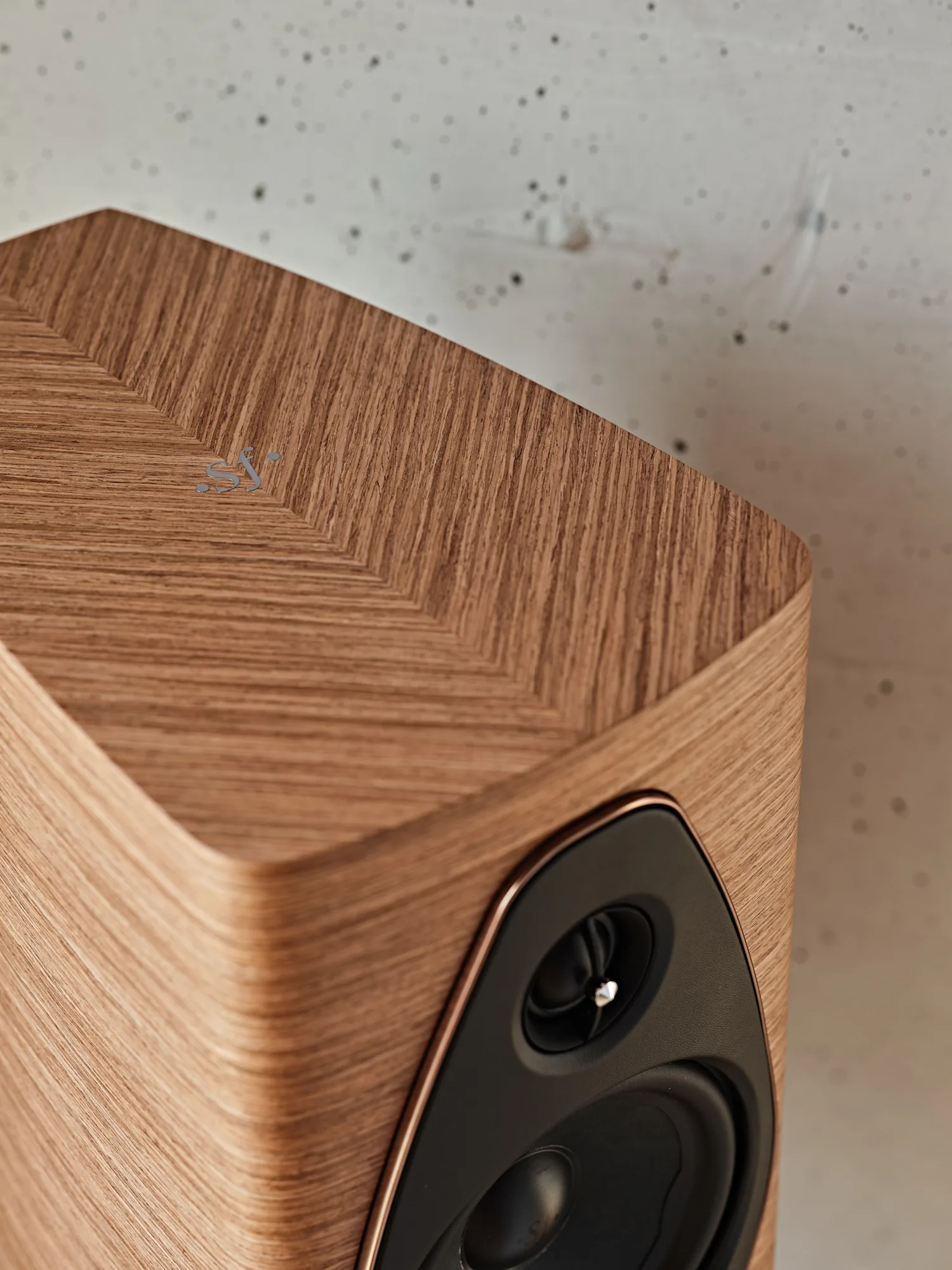 Sonus Faber Sonetto V G2 Noyer (la paire) Enceintes colonne