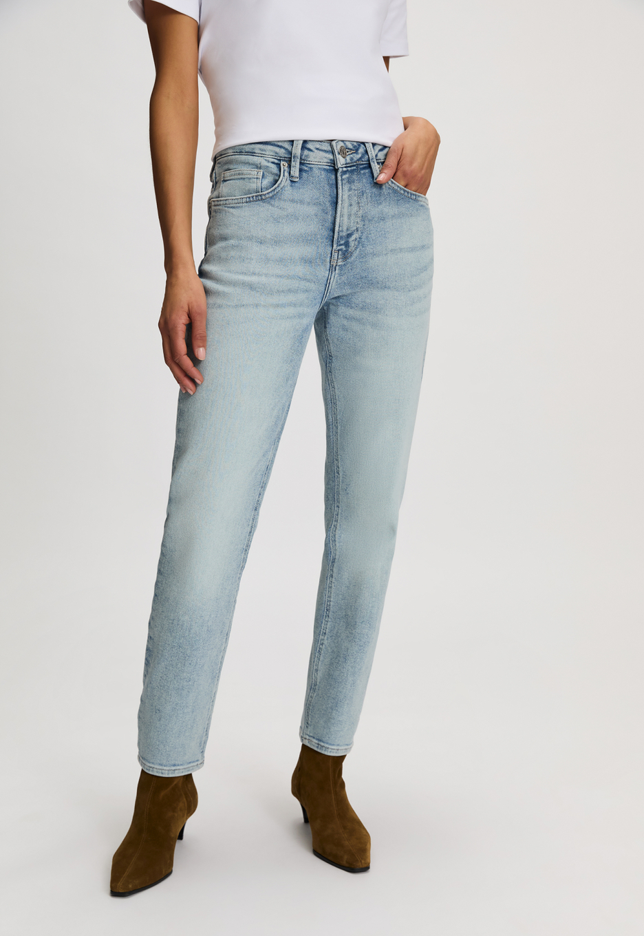 Silvercreek Cinna Slim Tapered Jeans