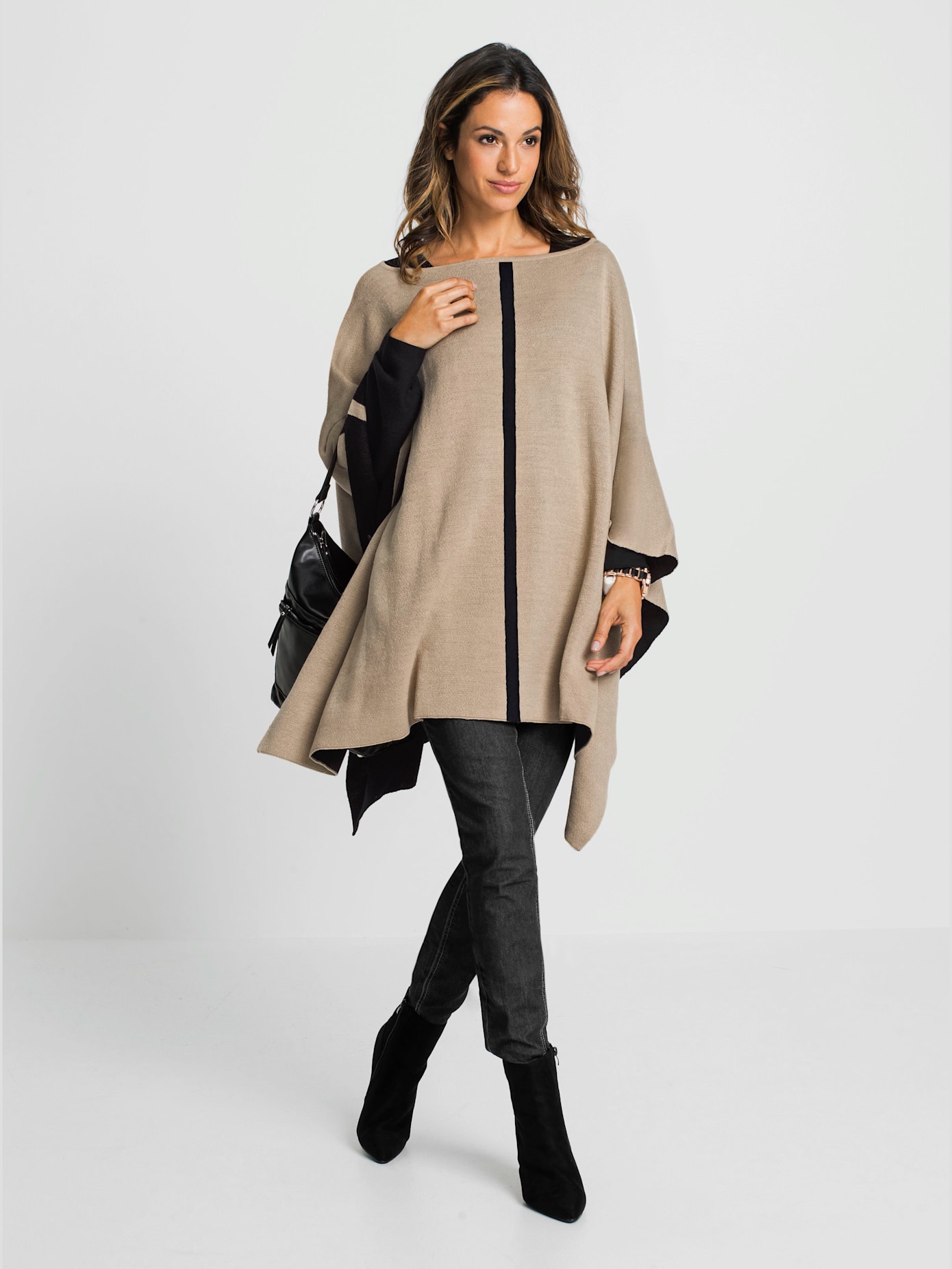 Poncho en tricot doux et moelleux