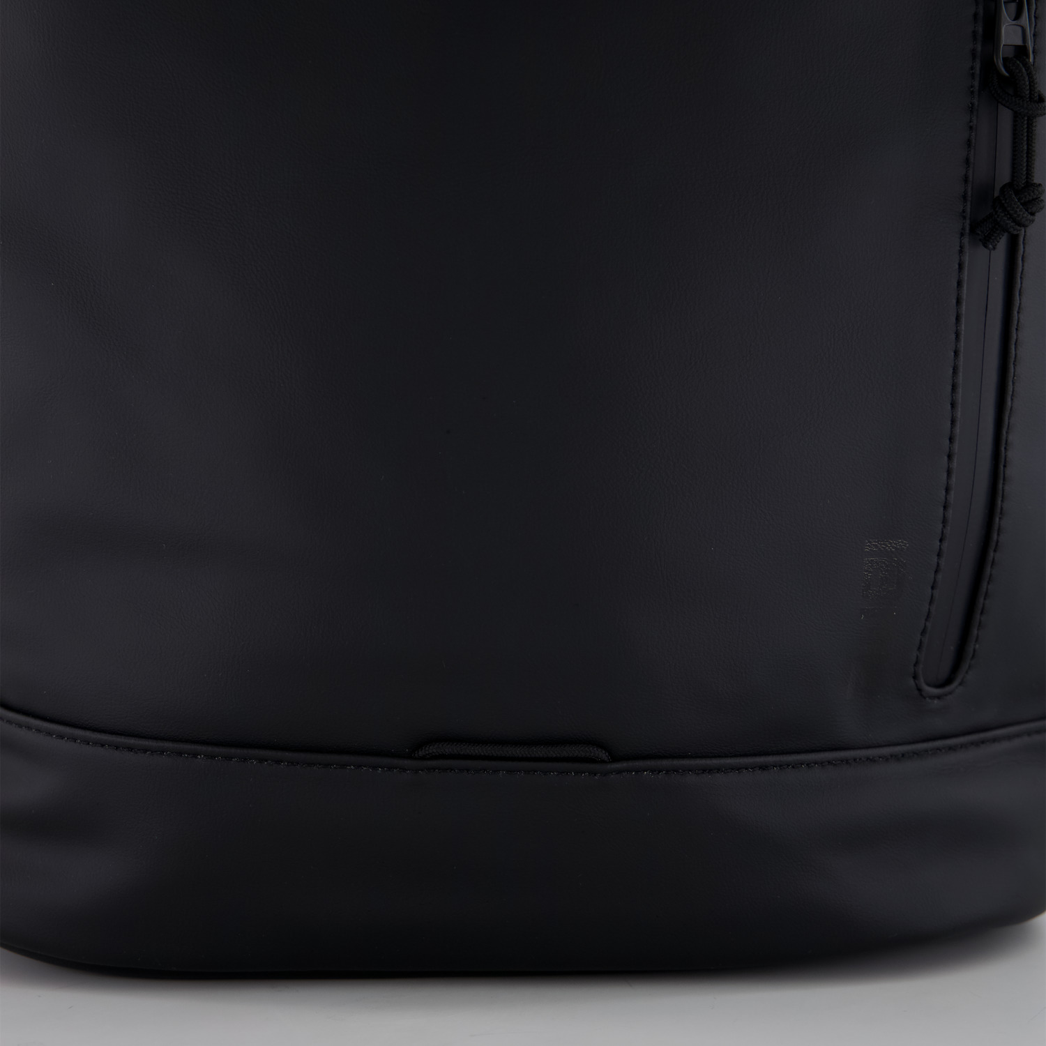 Zwei CAR200 Cargo Rucksack