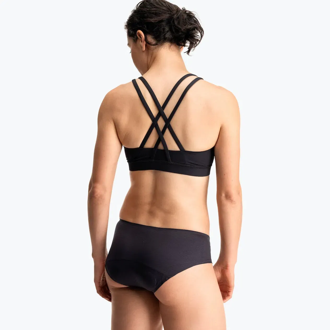 7mesh Foundation Brief W's