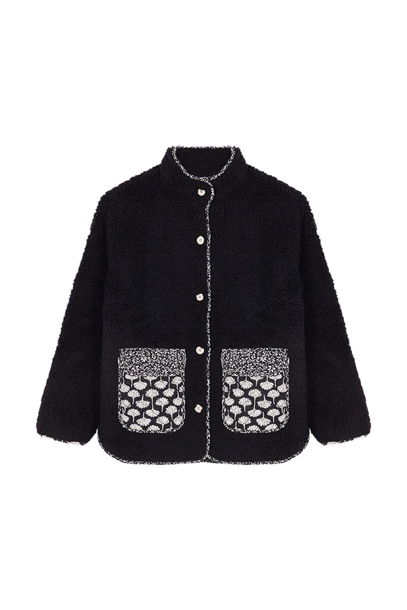 Robe preta de comprimento médio com forro de sherpa - preta