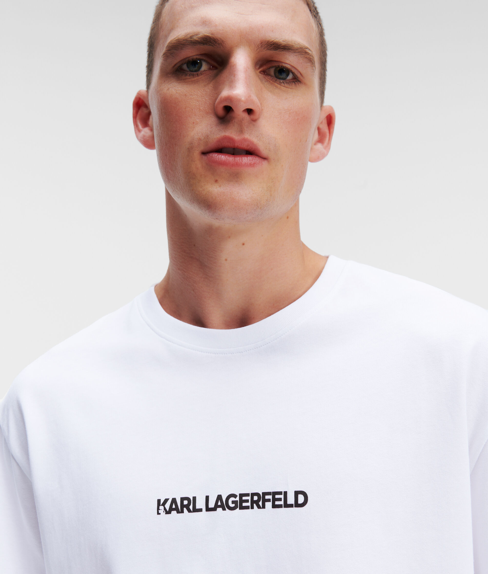T-SHIRT À CONTOUR K/IKONIK KARL