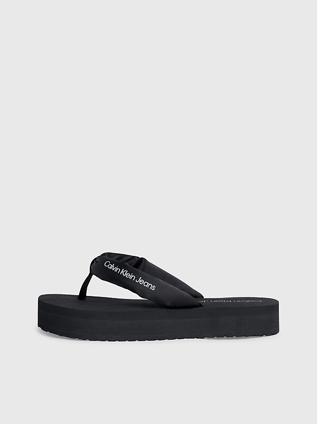 Chinelo com bandeja de cetim