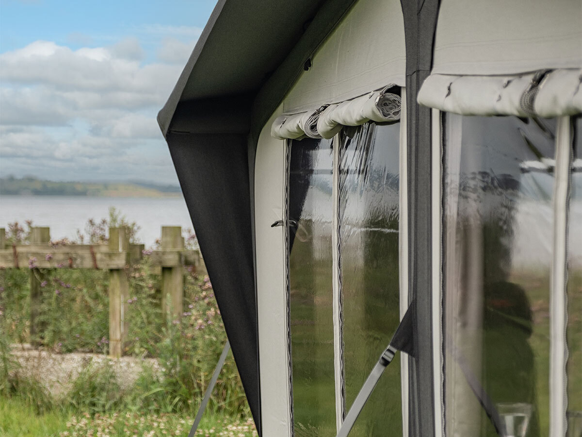 Telta Apex Maat 19 (1100 - 1125 cm) opblaasbare caravanvoortent