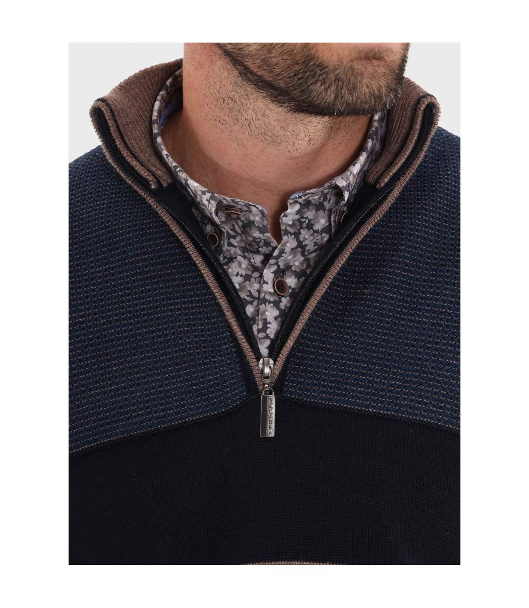 Pull fantaisie col chz