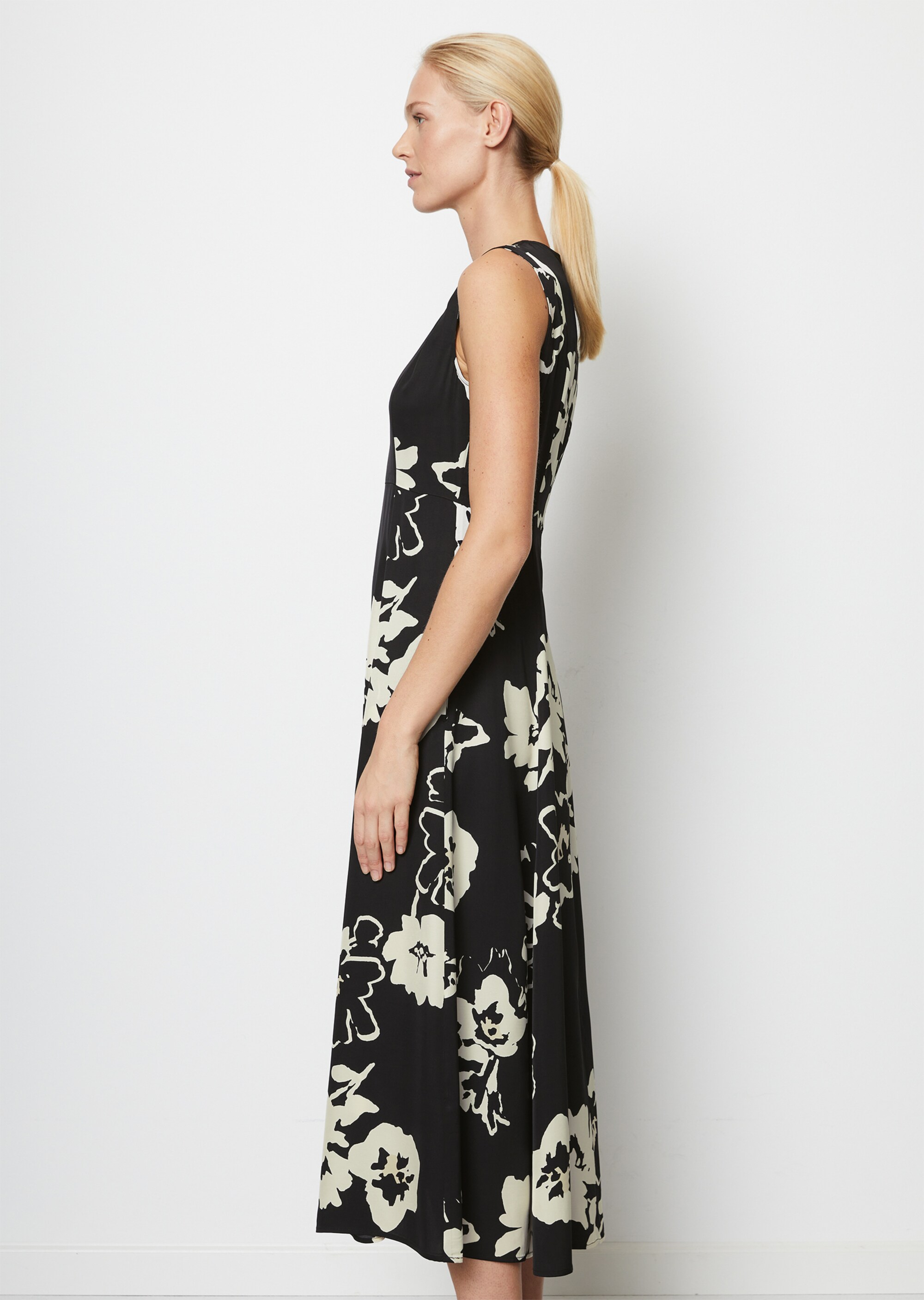 Ärmelloses Kleid fittedaus LENZING™ ECOVERO™