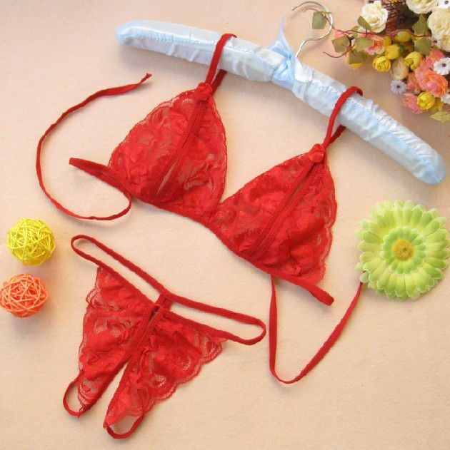 Candyiry - Kanten lingerieset: bralette met uitsparingen + string zonder kruis