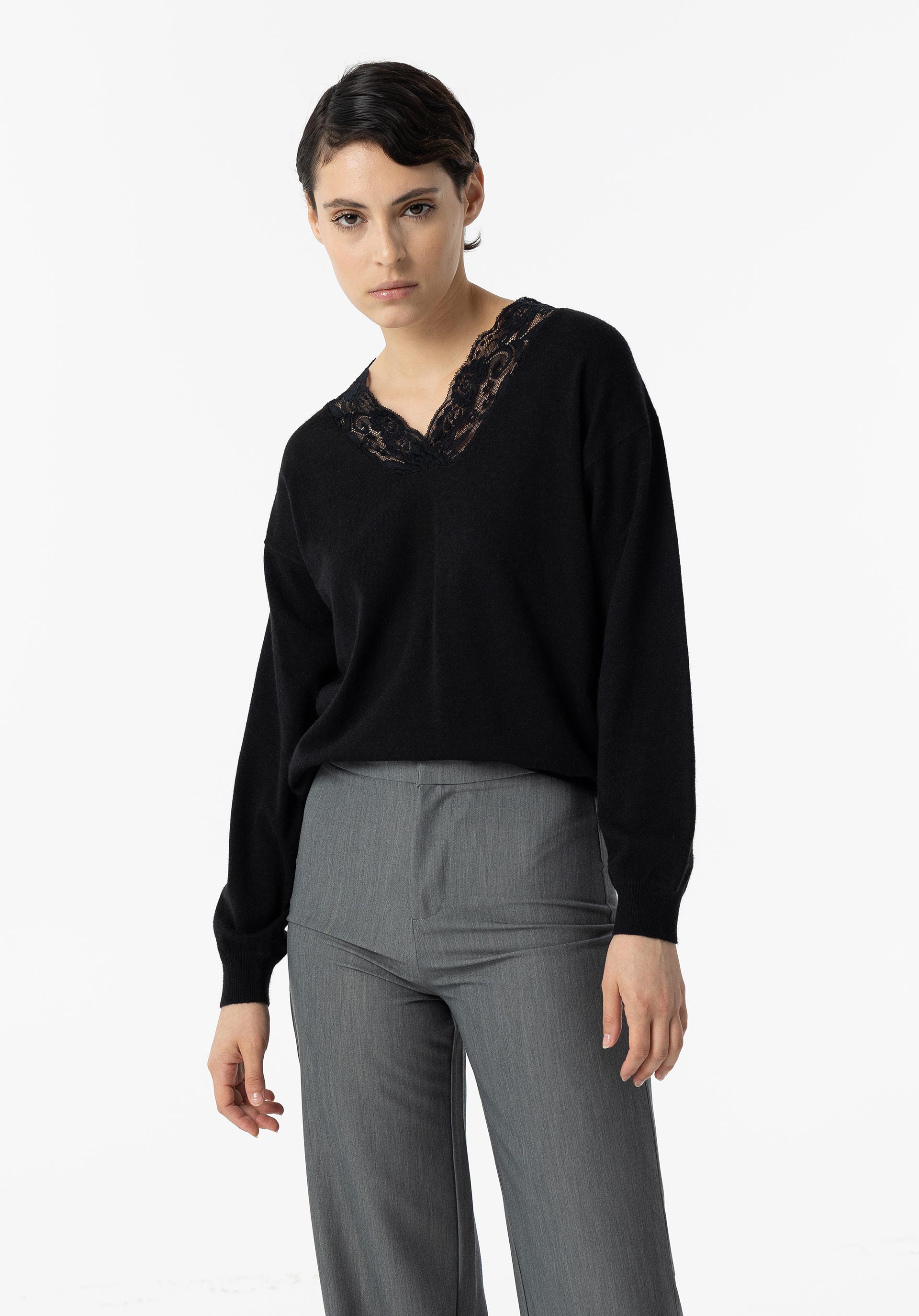 Camisola de Malha com Renda