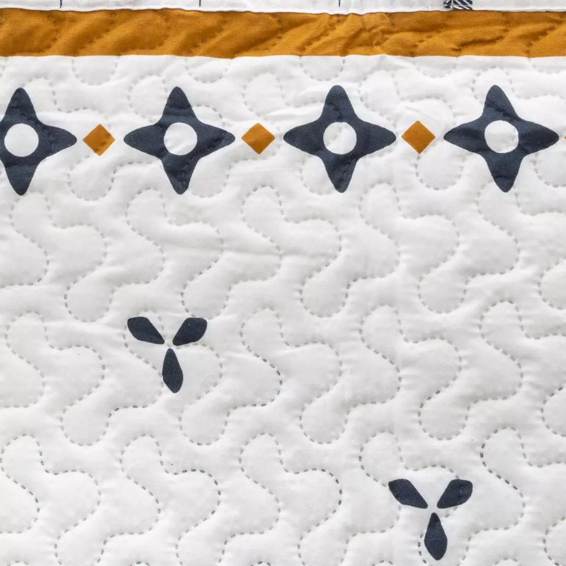 Boutis (240 x 220 cm) Etnik Blanc