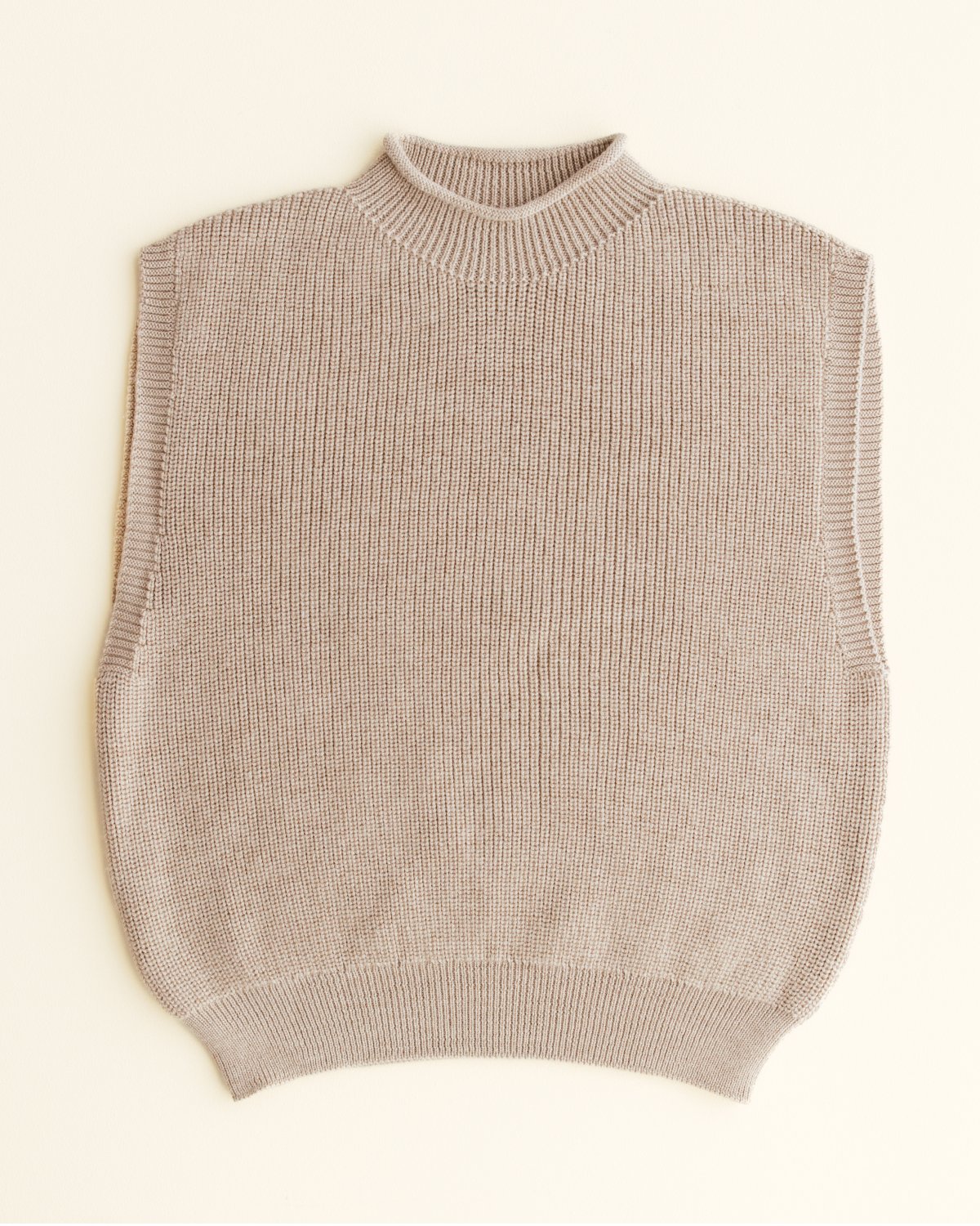 Ullvest Dame – Strikket 100% Merino, Ubehandlet ull | Helle Adult