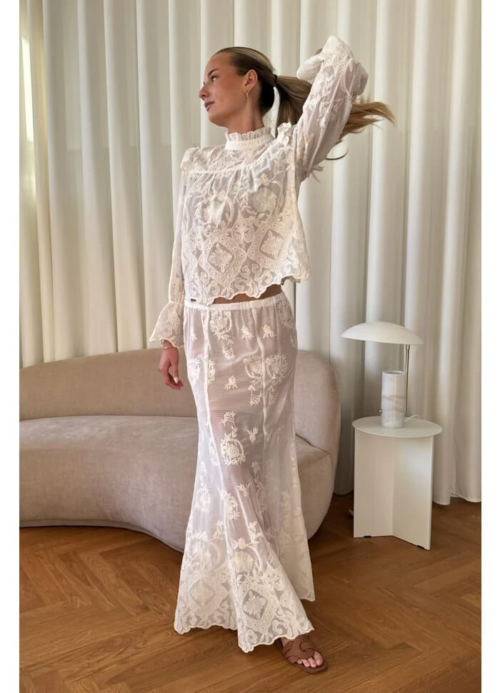 BYIC Ellinoric Lace Maxi Skirt