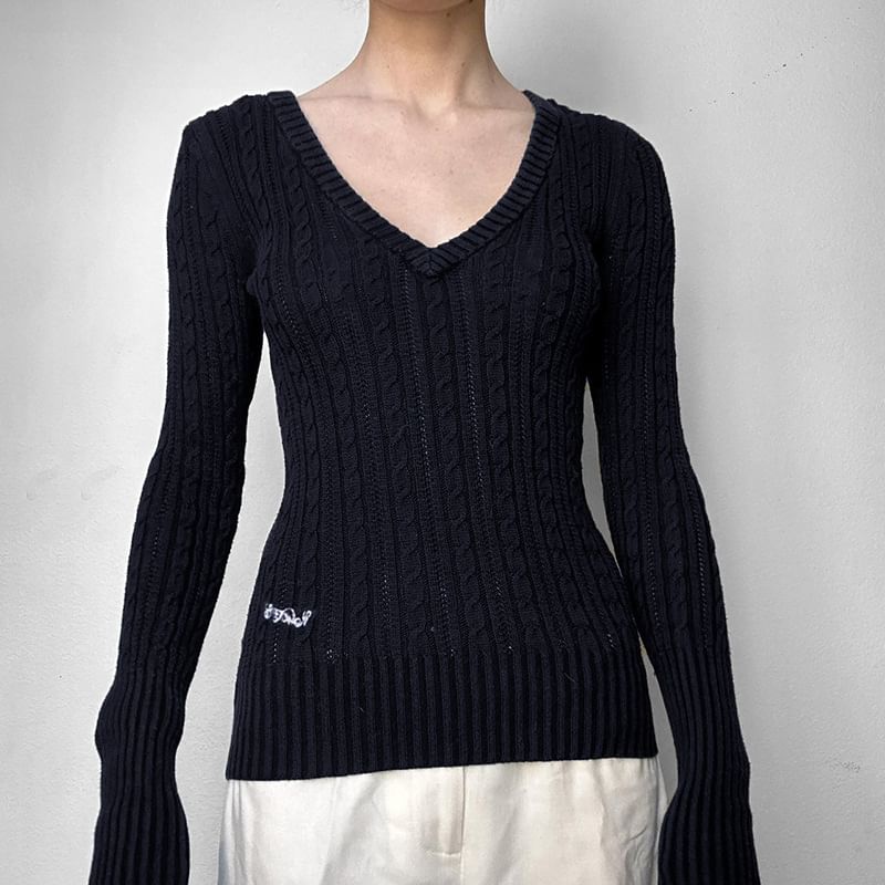 Honet - Lange mouwen V-hals met letterprint, kabelgebreide, slim-fit top