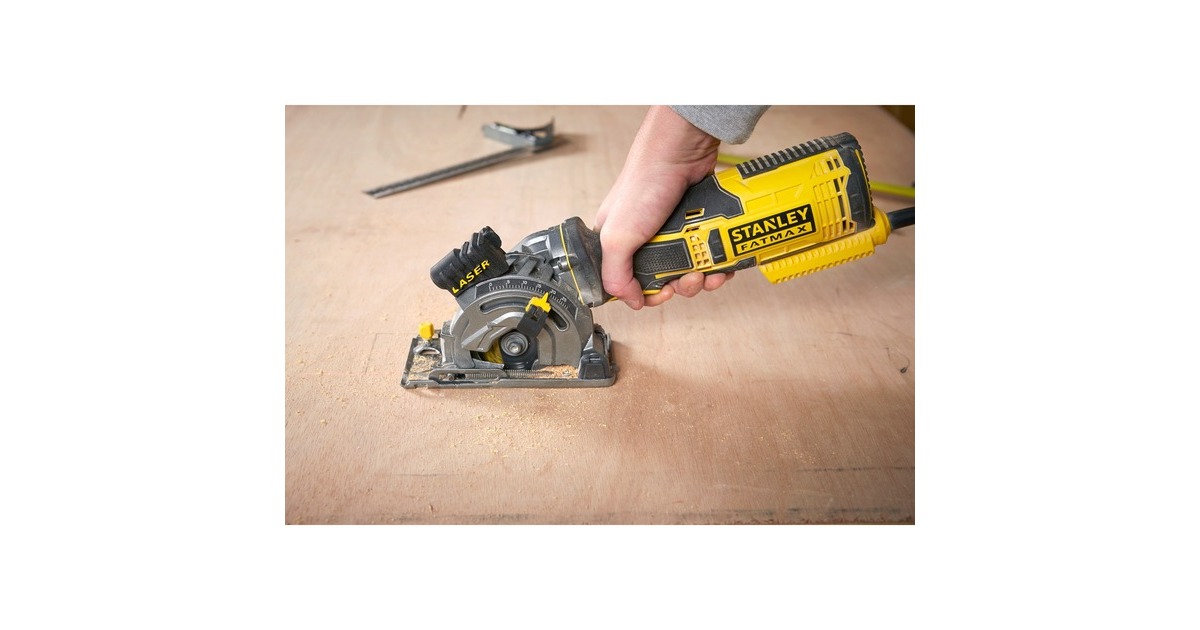 StanleyFATMAX 650W Multimateriaalzaag handcirkelzaag  (Geel/zwart, met koffer)