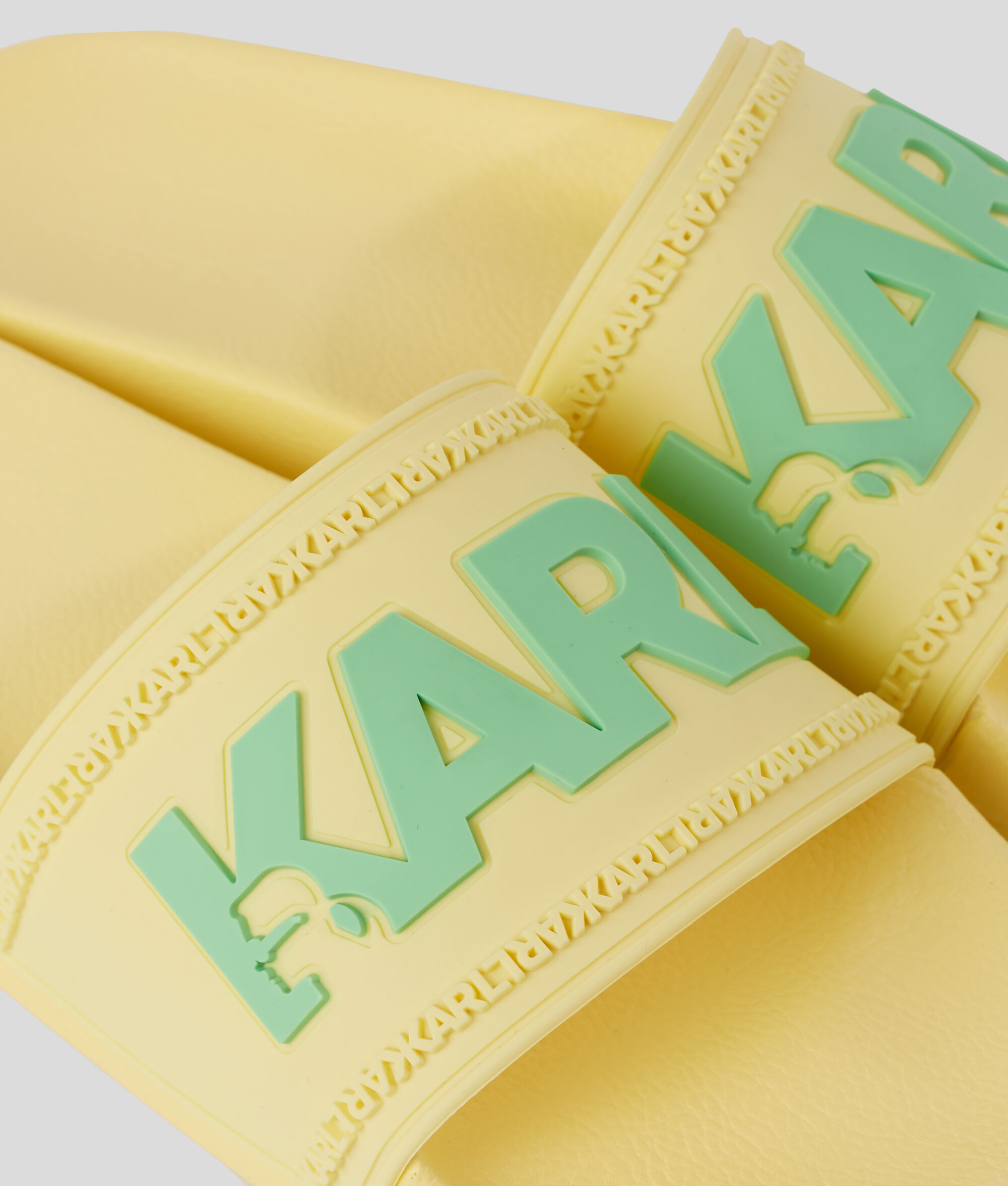 Mules à logo Kondo Karl
