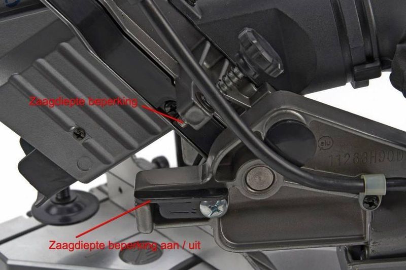 HiKOKI Afkortzaag - 1100W - 216 x 30mm - Inclusief Accessoires