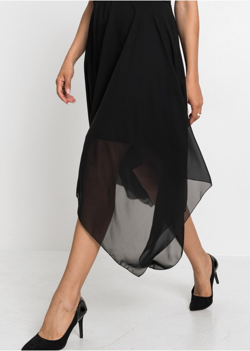 Robe de soirée longueur midi à paillettes