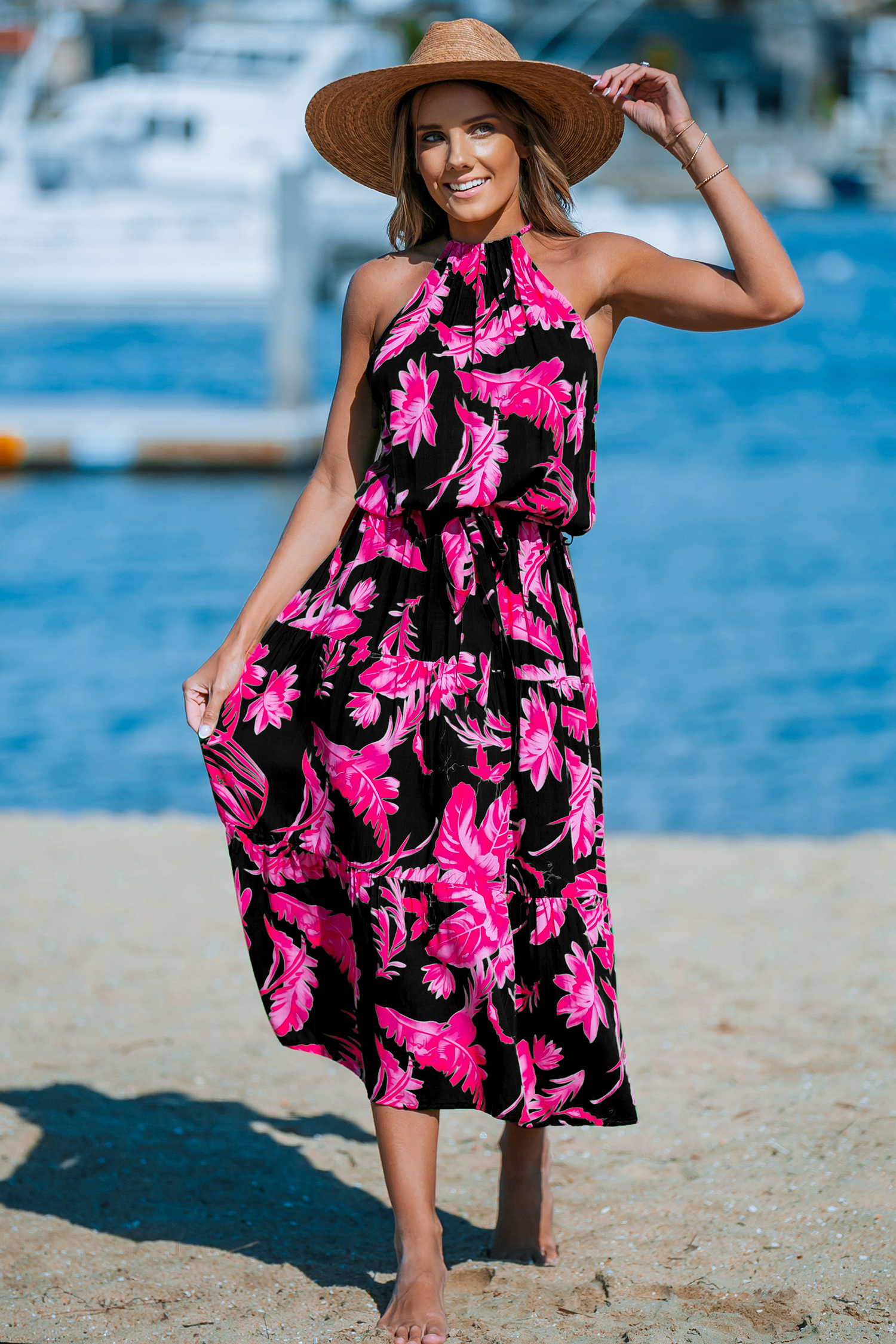 Robe maxi avec col haut sans manches à fleurs