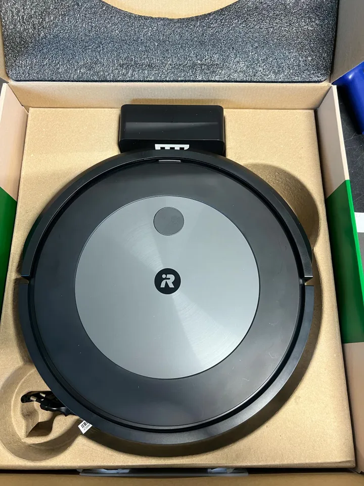 [OUTLET] - iRobot Roomba j7 Robotstøvsuger
