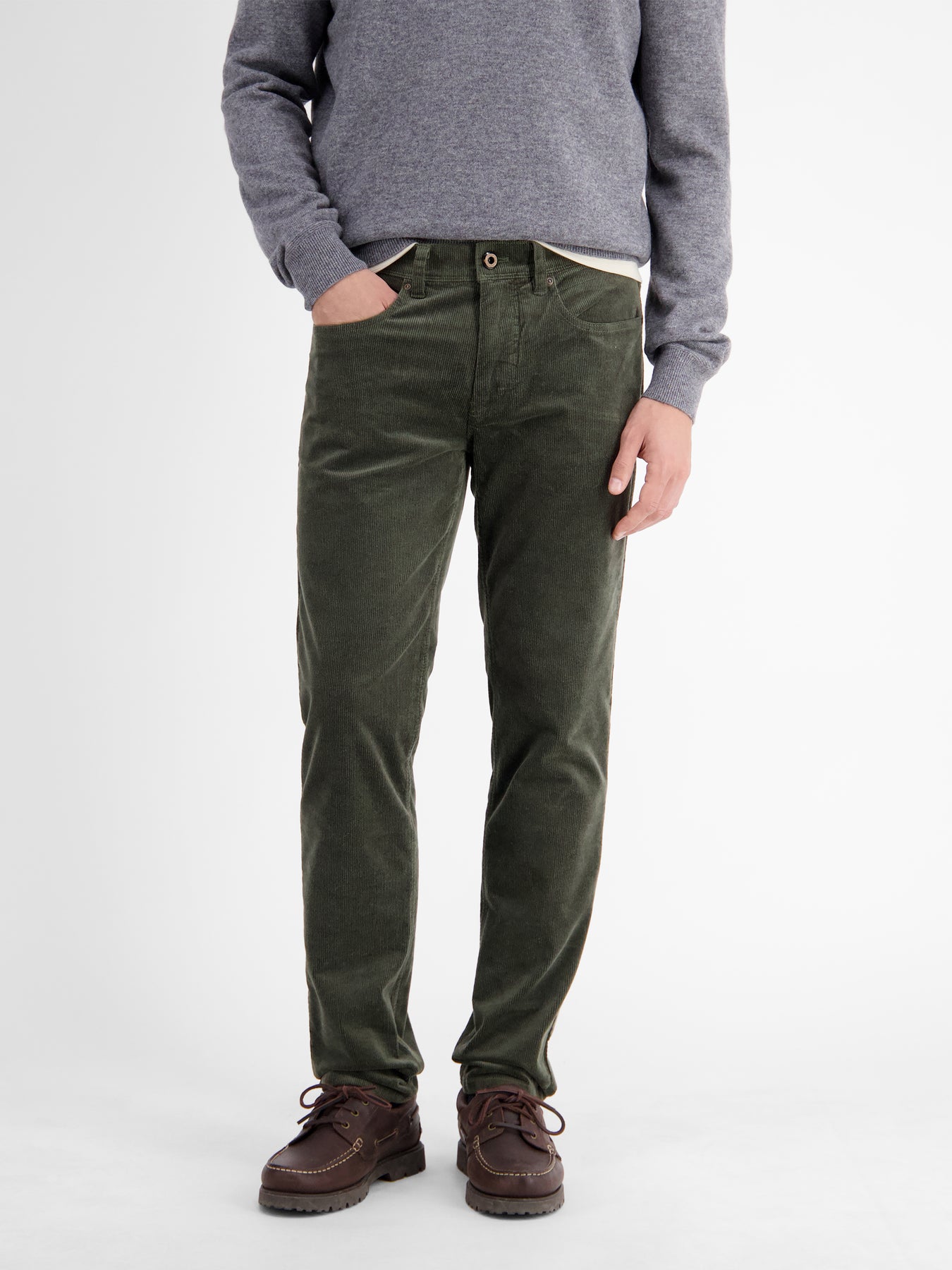Cordhose, SLIM FIT, modisch und lässig