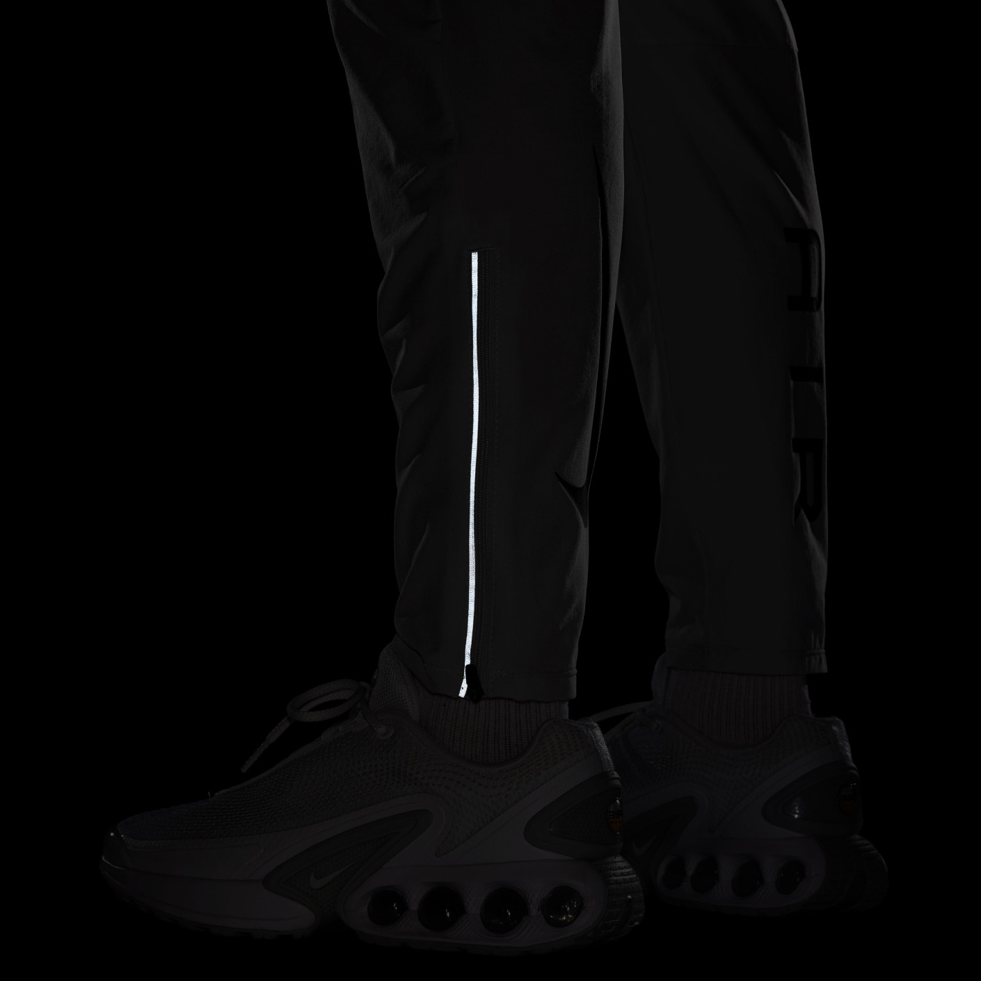 Nike Sportswear Air Trainingsbroek Lichtgrijs Zwart Zilver