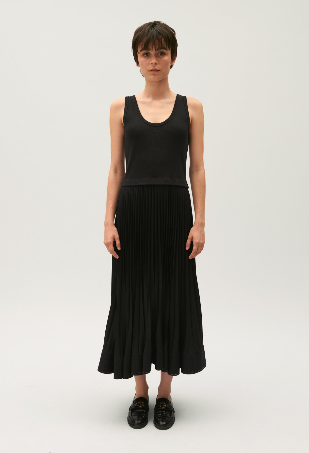 Robe longue trompe l'&oelig;il noire
