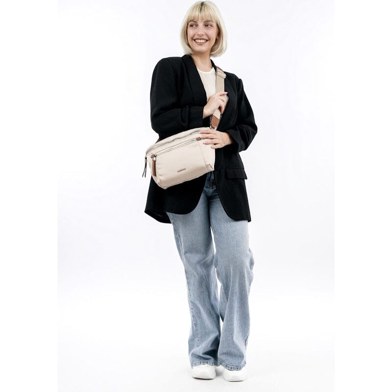 Emily & Noah Esther Hipbag Beige