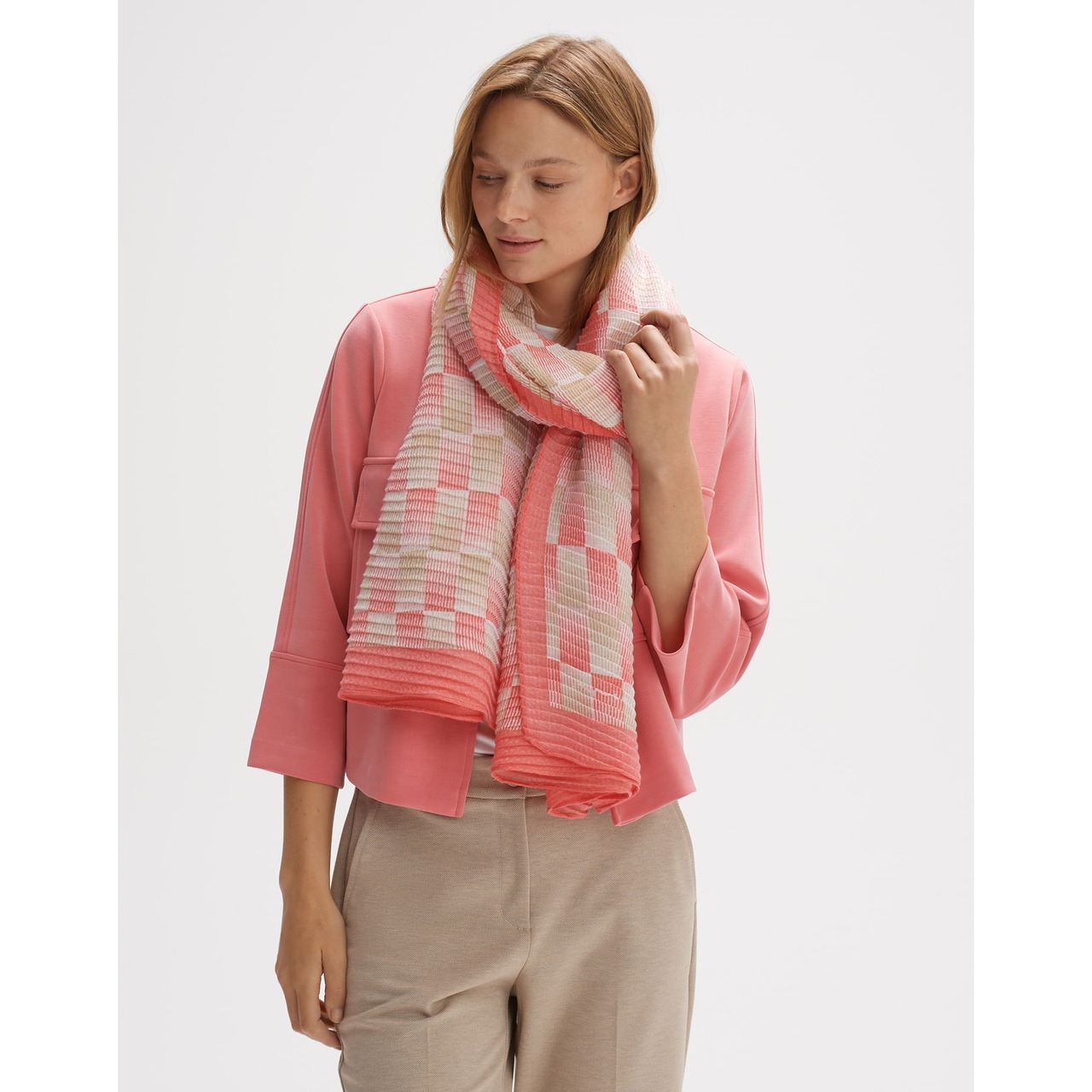 Opus Aclara scarf