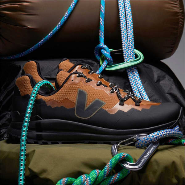 Chaussure de randonnée basse VEJA FITZ ROY TREK-SHELL TERRA BLACK