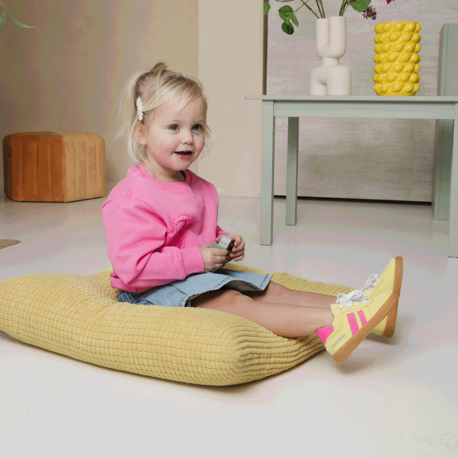Shoesme geel sneakertje Microfiber leer, Suède | Meisjes schoenen