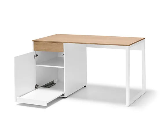 Schreibtisch mit Stauraum