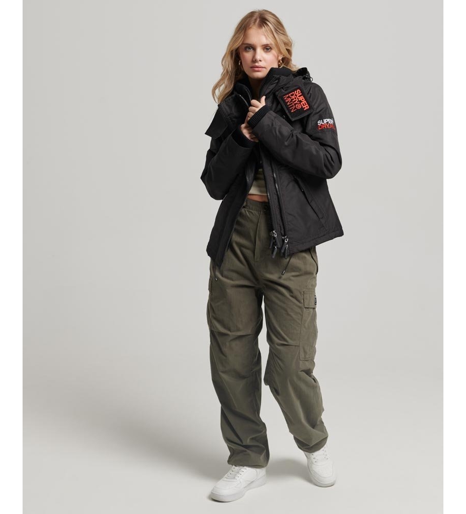 Jaqueta corta-vento Superdry Mountain SD-Windcheater, preta