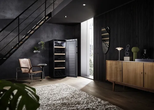 Liebherr WSbl 4601-20 001 Vinskab - FS, GrandCru, 1 zone, BlackDoor, 145x60cm