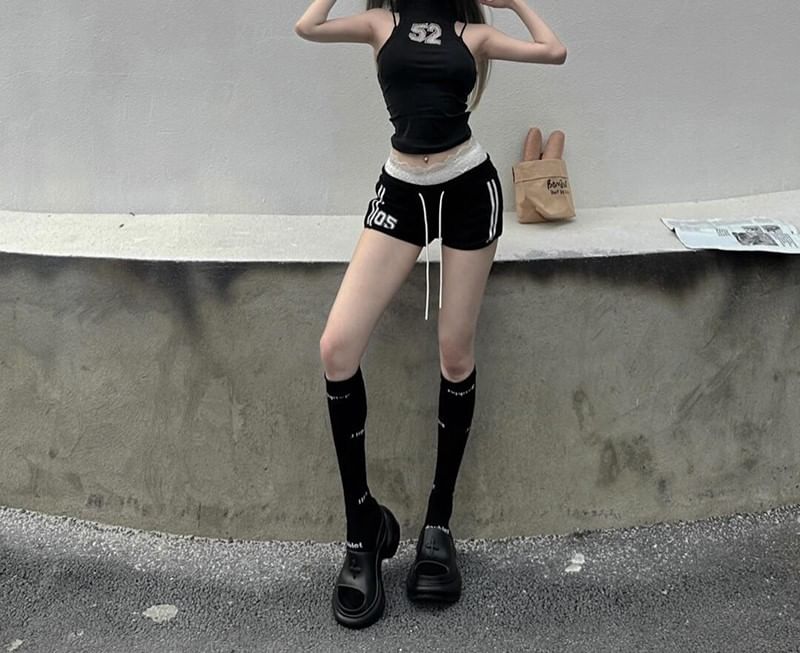 Bababy - Tanktop met nephals en print, met trekkoord in de taille, gestreepte rand, hotpants en onderbroek met effen kantrand